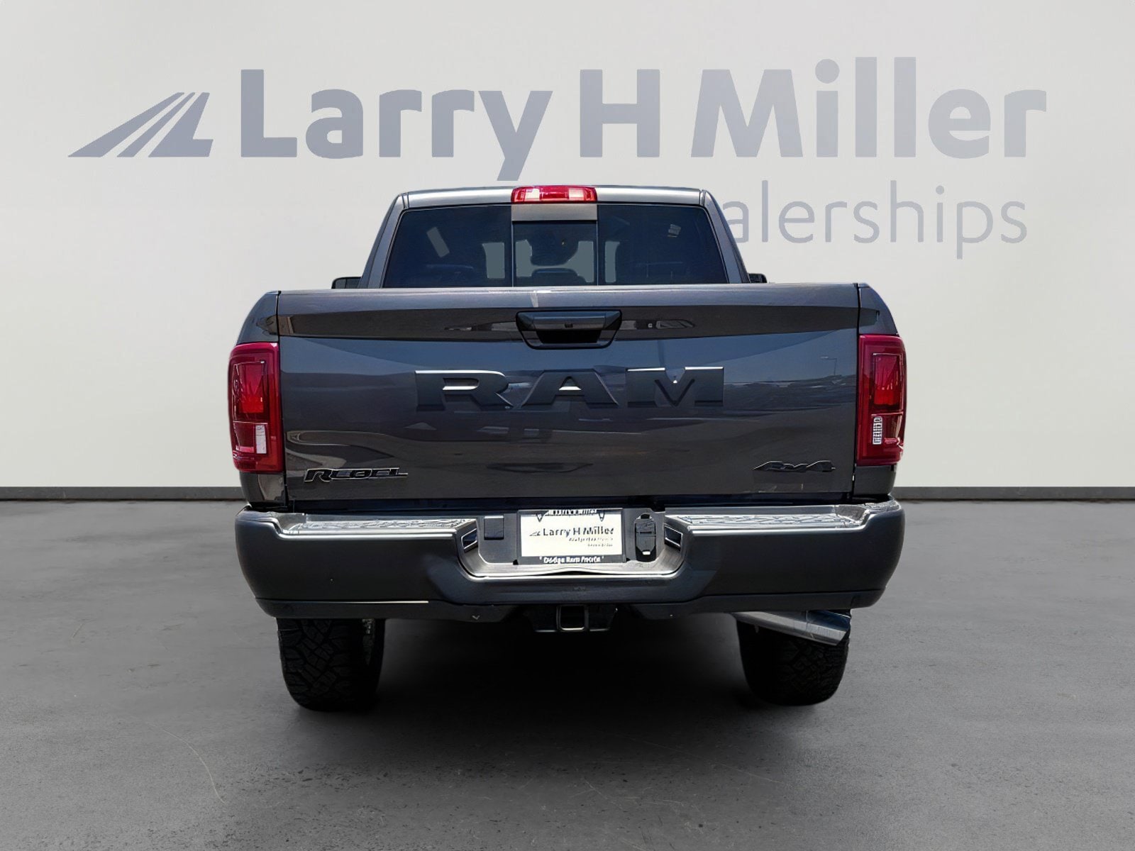 2026 RAM 2500 Rebel - Photo 6