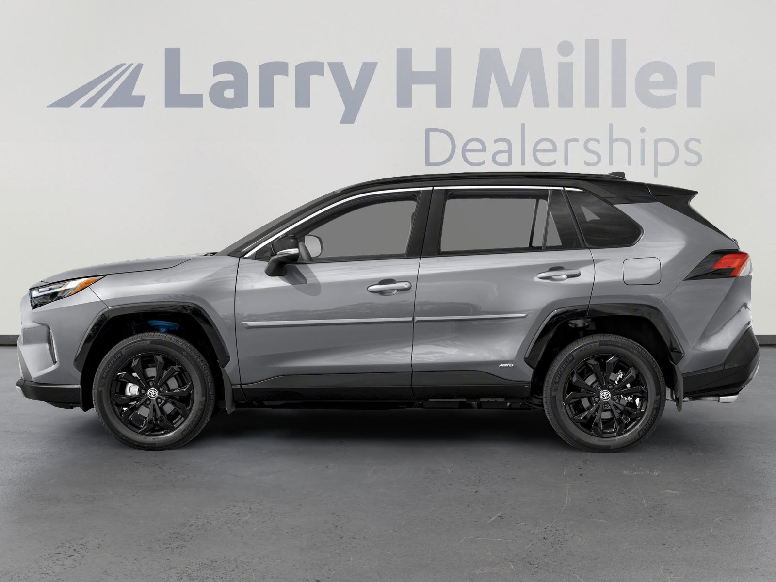 2024 Toyota RAV4 Hybrid XSE photo 4