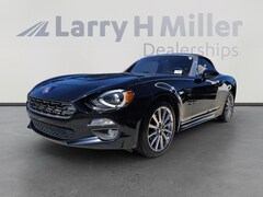 2018 FIAT 124 Spider Lusso Red Top Edition Convertible