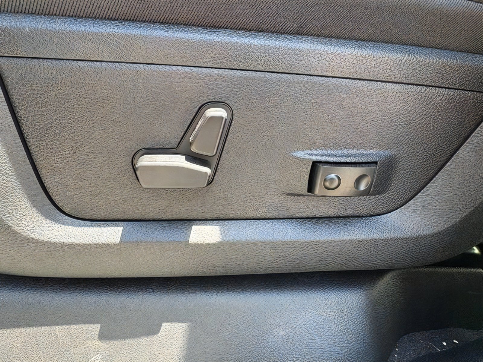 2026 RAM 2500 Rebel - Photo 15