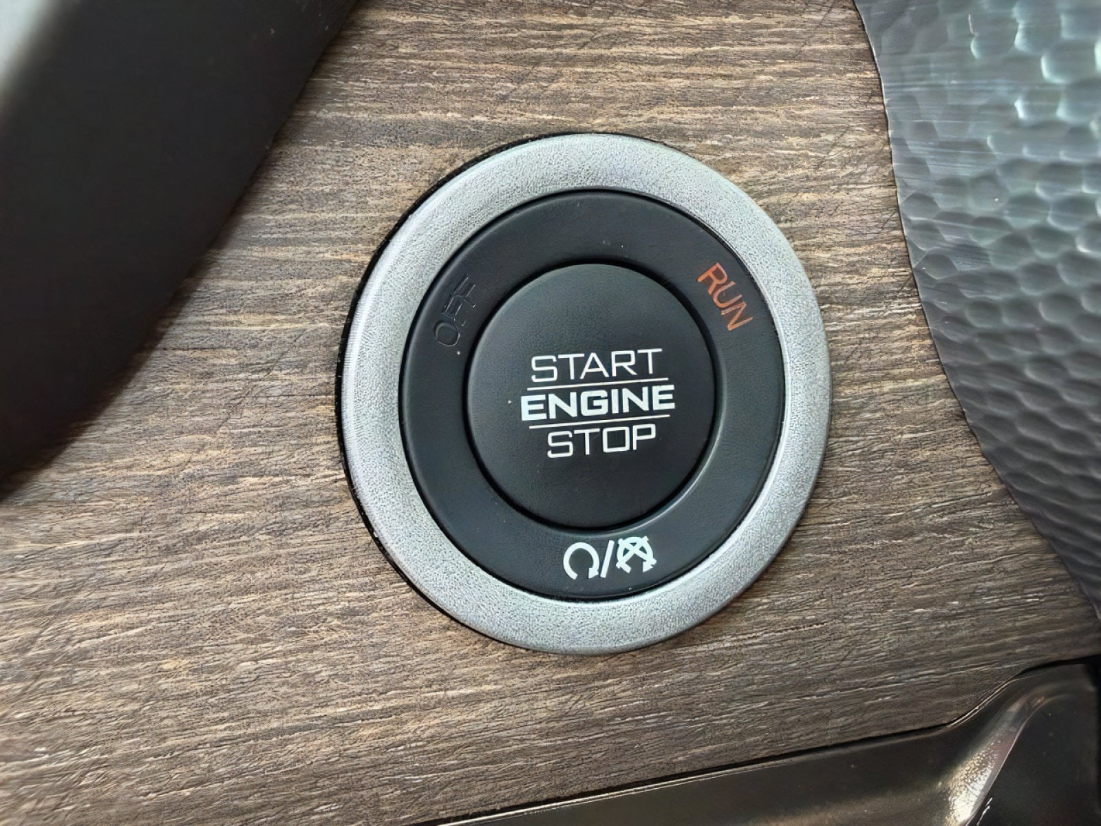2026 RAM 1500 Limited Longhorn - Photo 29