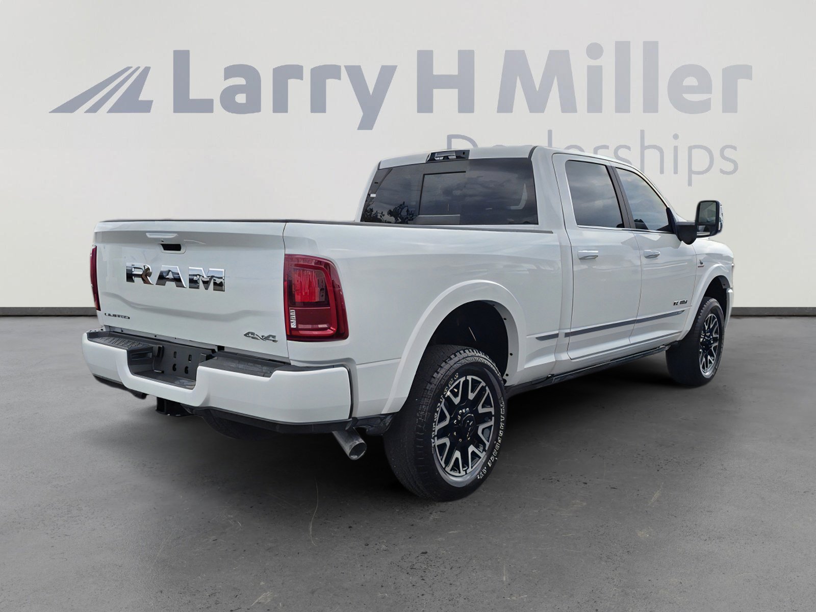 2026 RAM 2500 Limited - Photo 6