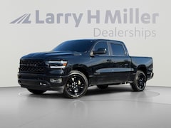 Certified Pre-Owned 2023 Ram 1500 Big Horn Truck Crew Cab for sale near Avondale