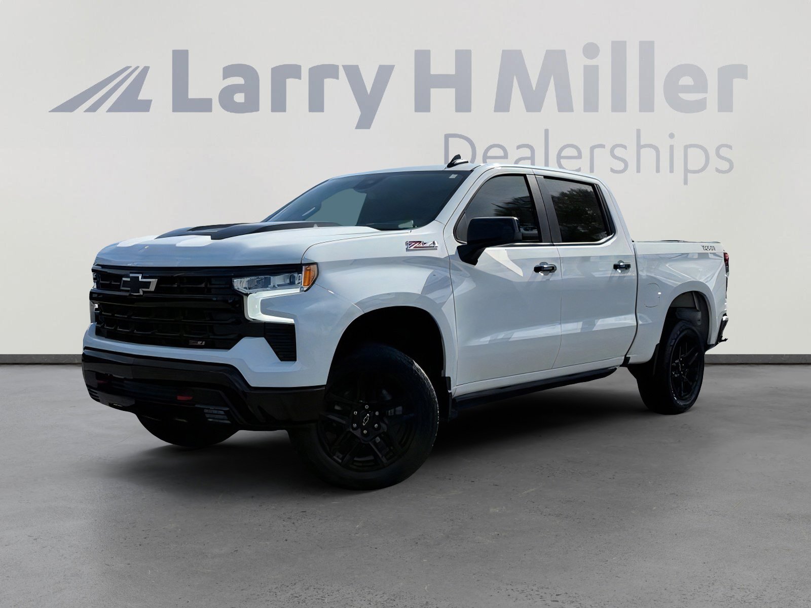 2022 Chevrolet Silverado 1500 LT Trail Boss 4X4 Crew Cab Short Box's photo
