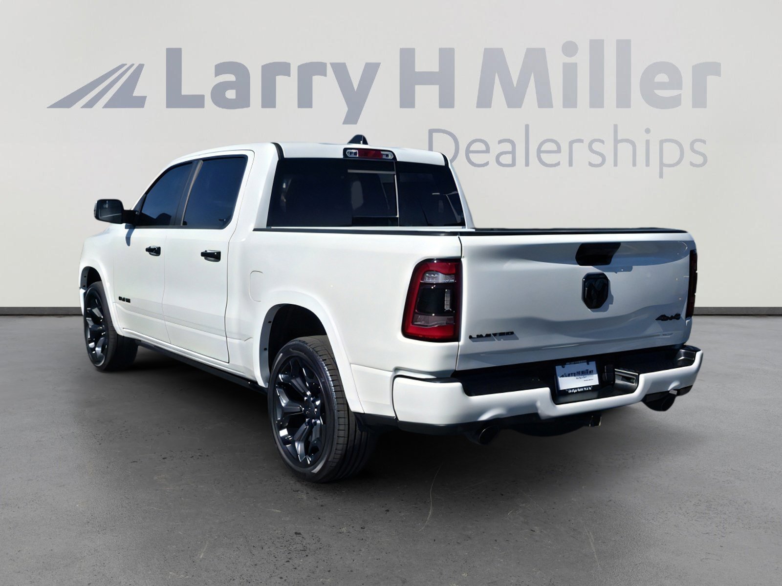 2023 Ram 1500 Limited photo 4