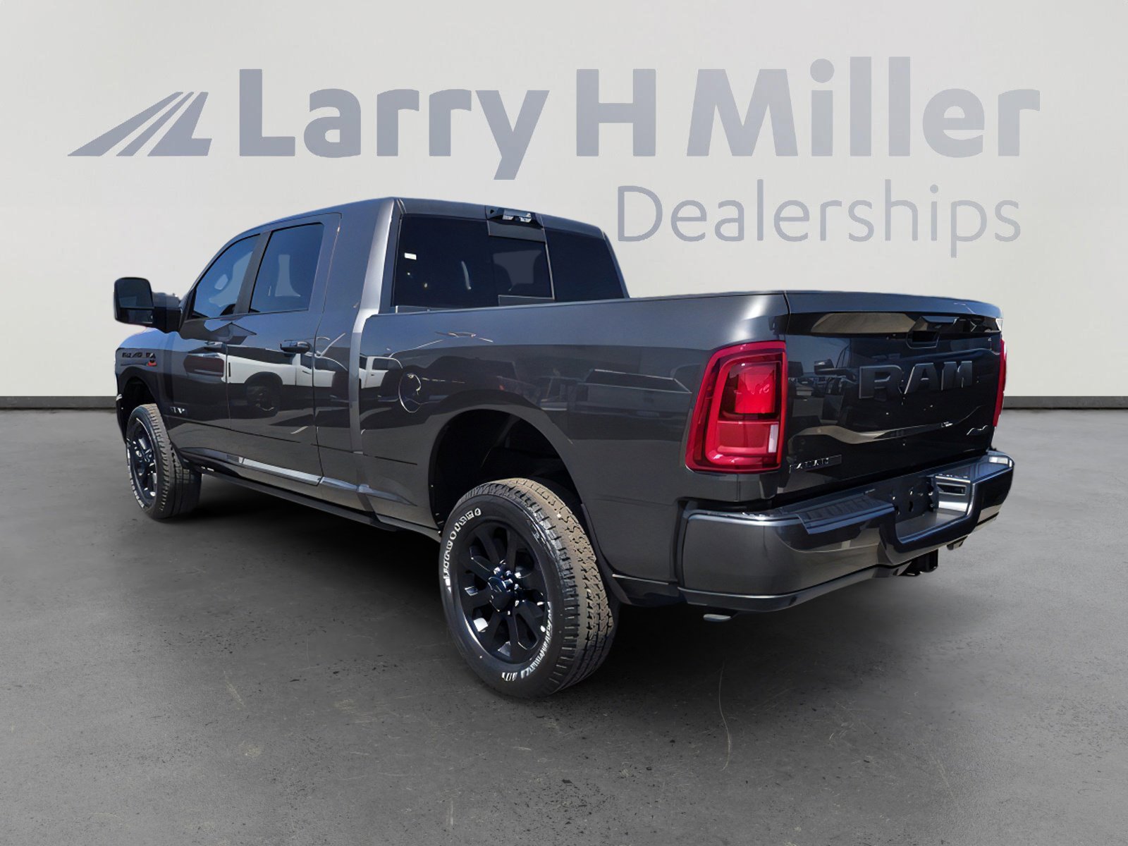 2025 Ram 2500 Laramie photo 2
