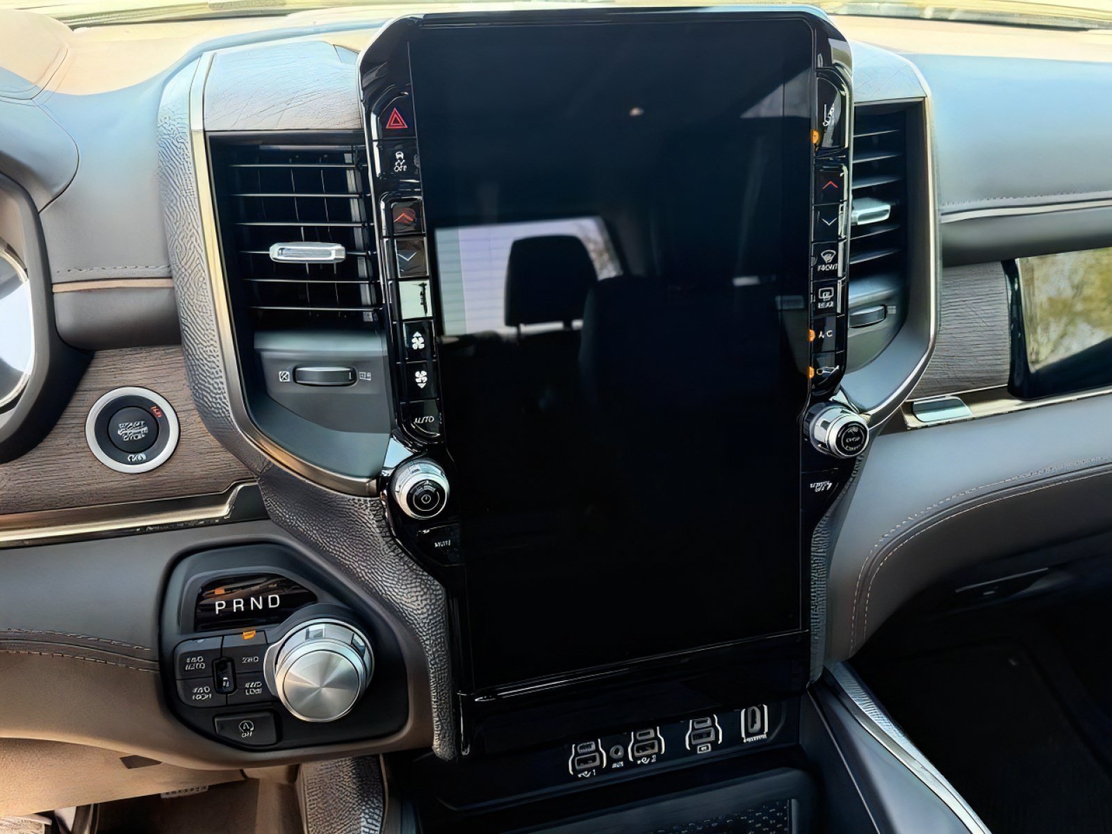 2026 RAM 1500 Limited Longhorn - Photo 27
