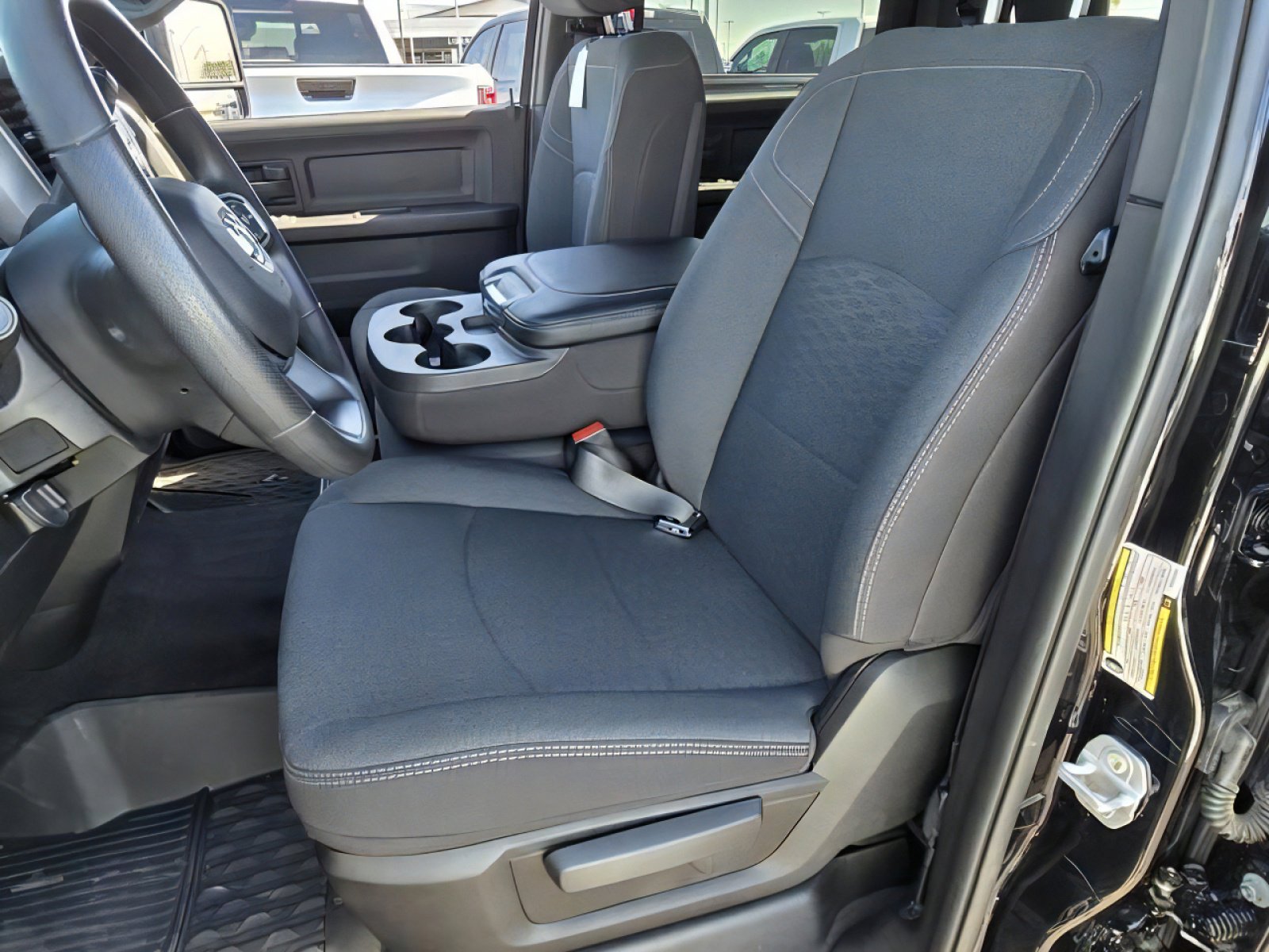 2025 RAM 2500 Tradesman - Photo 15