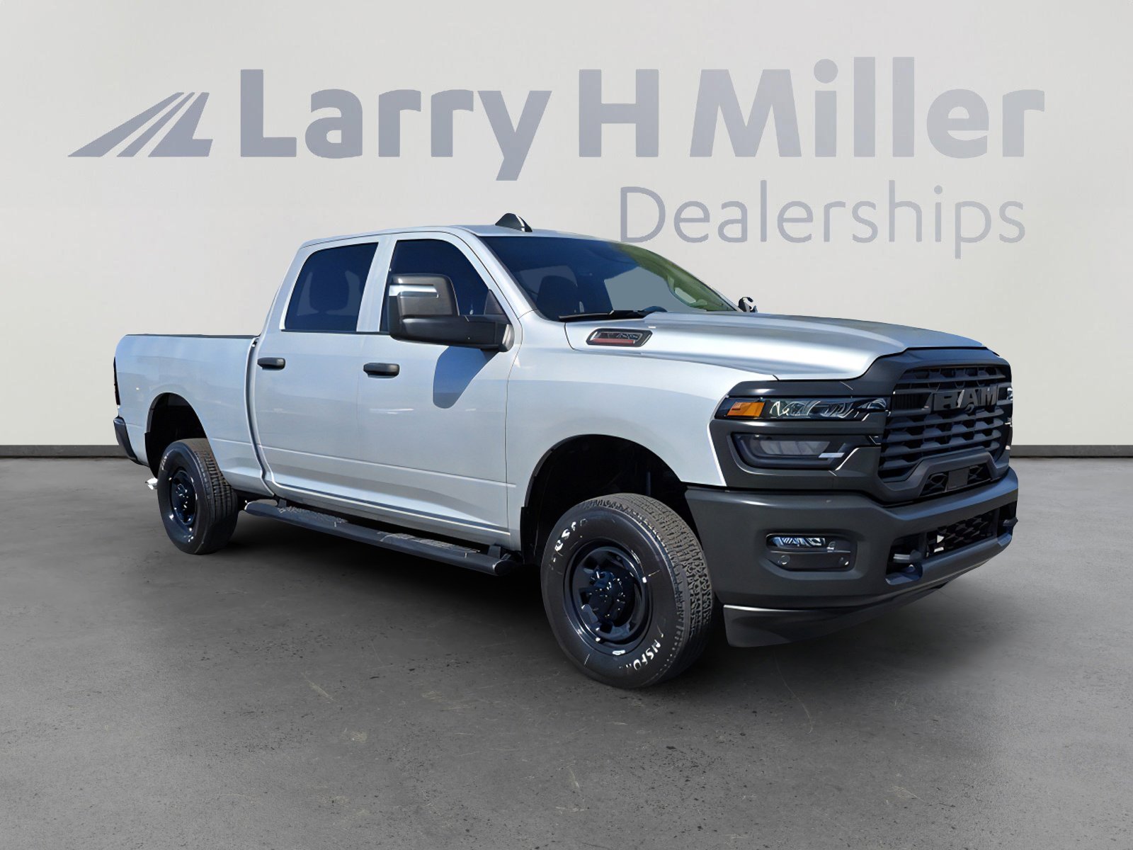 2026 RAM 2500 Tradesman - Photo 8