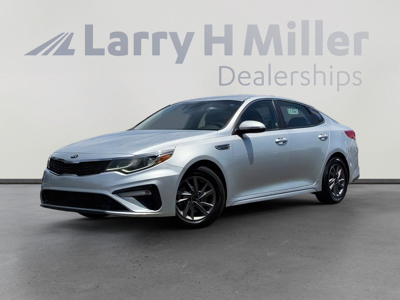 2020 Kia Optima LX AT's photo