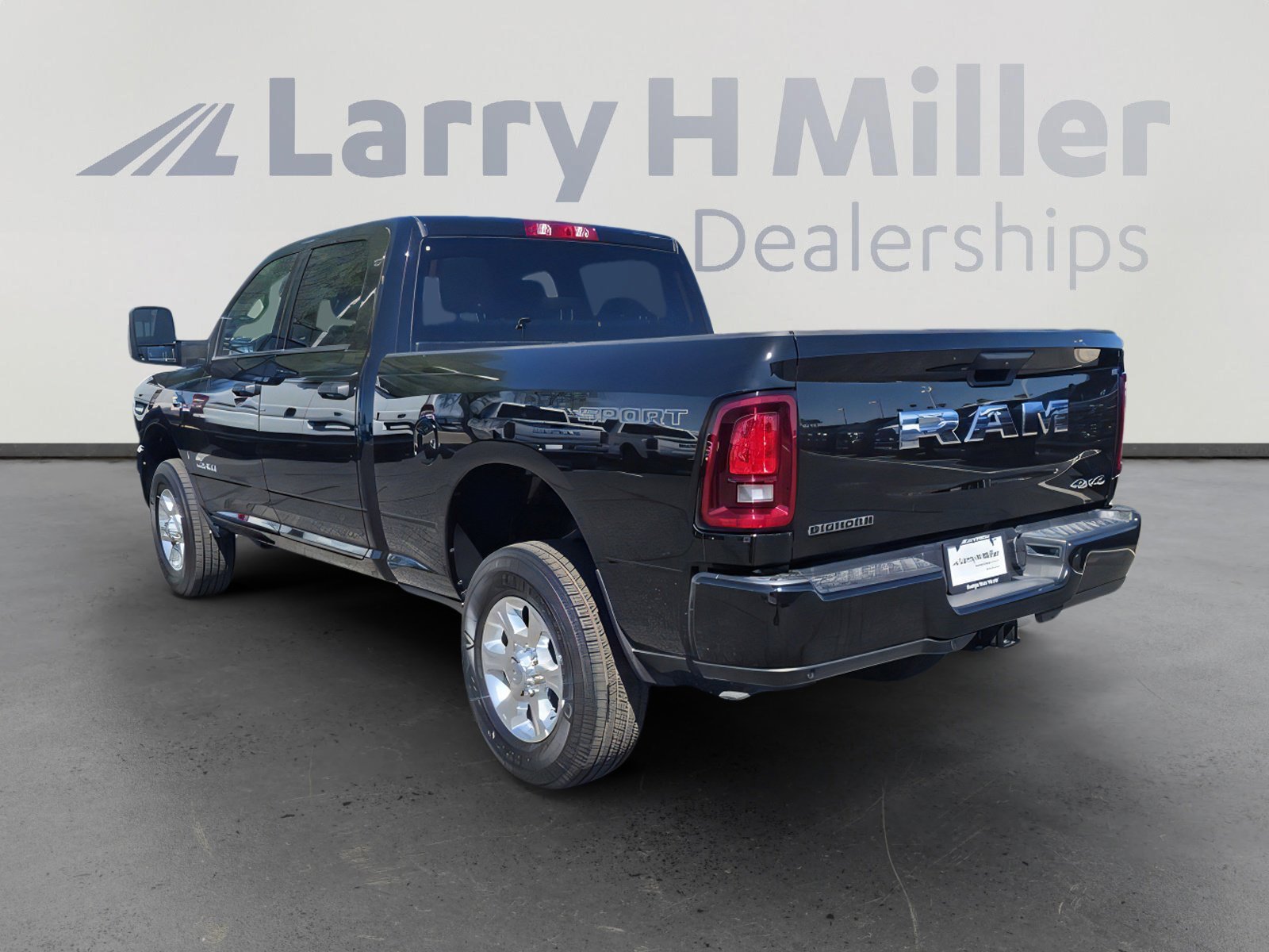 2026 Ram 2500 Big Horn photo 4