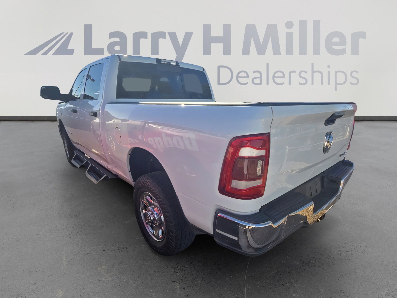 2021 Ram 2500 Tradesman photo 3