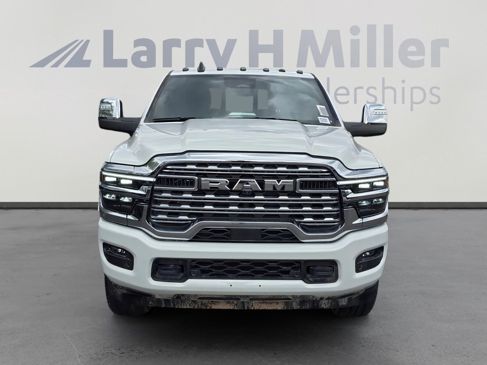2026 RAM 2500 Limited - Photo 9