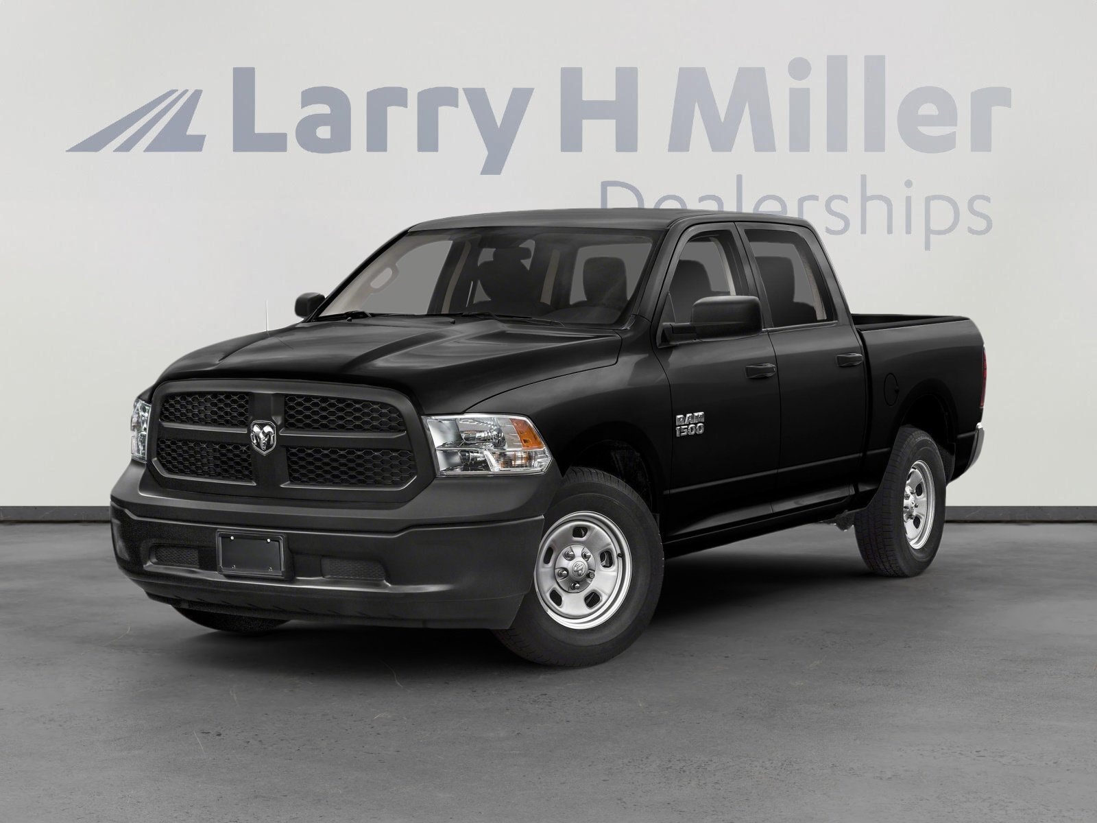 2022 RAM 1500 Classic Tradesman Crew Cab 5'7's photo