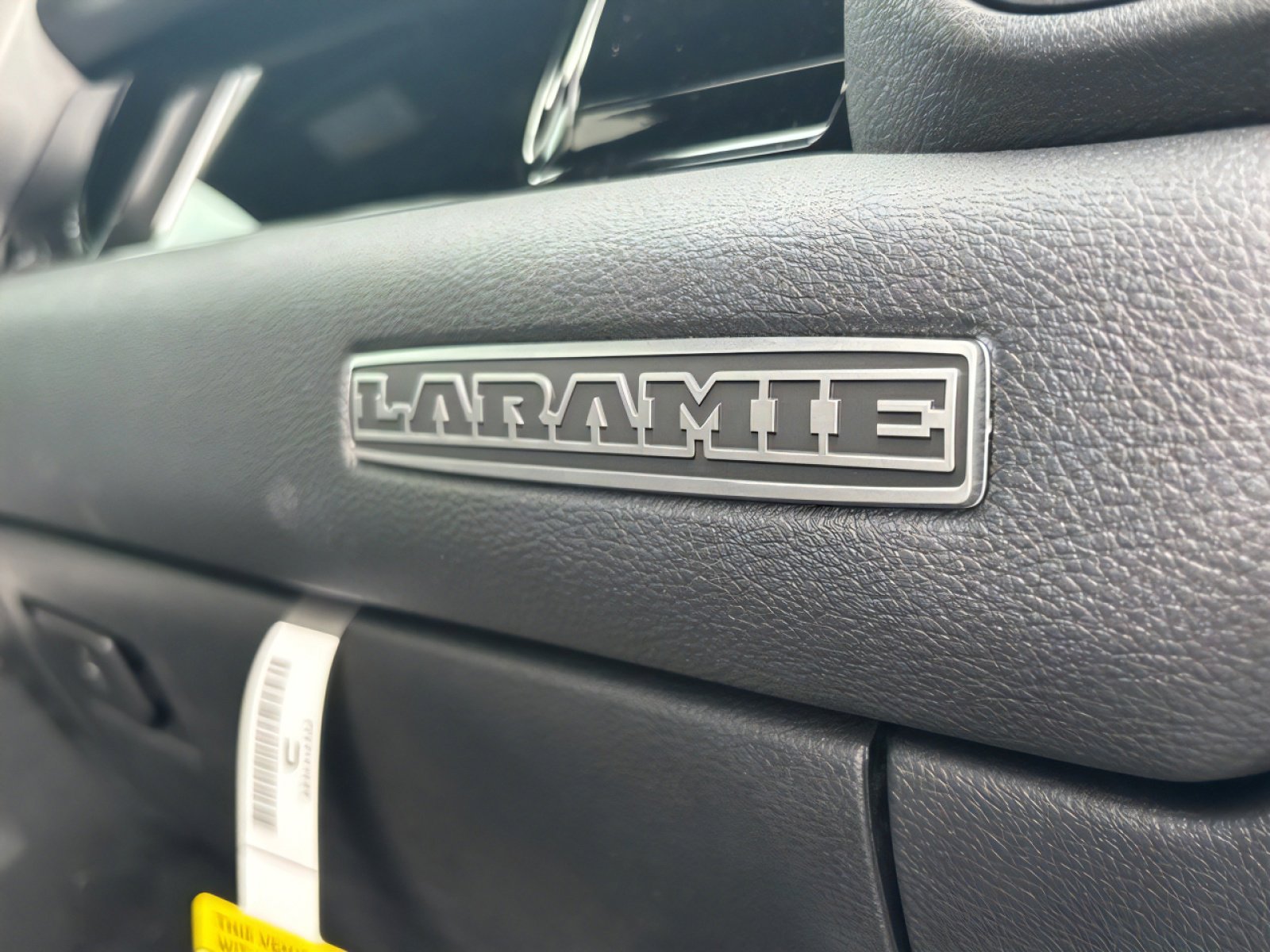 2026 RAM 1500 Laramie - Photo 23