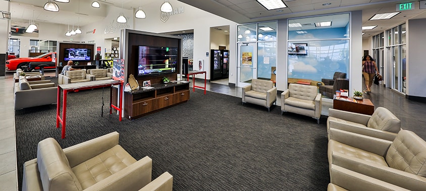 Larry H. Miller Dodge Ram Peoria Service Lounge