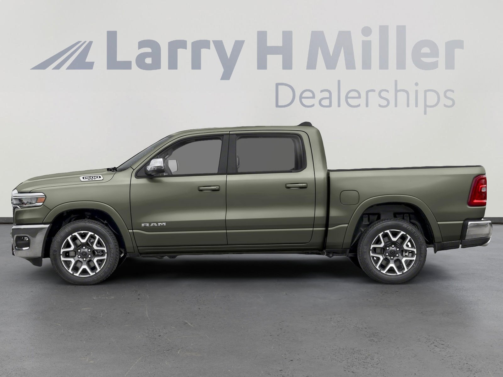 2026 Ram 1500 Laramie photo 4