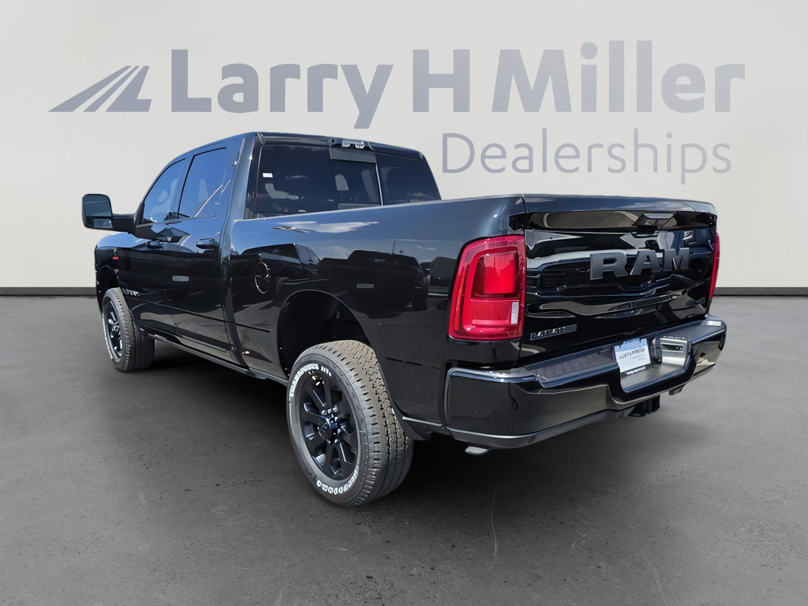 2026 Ram 2500 Laramie photo 4