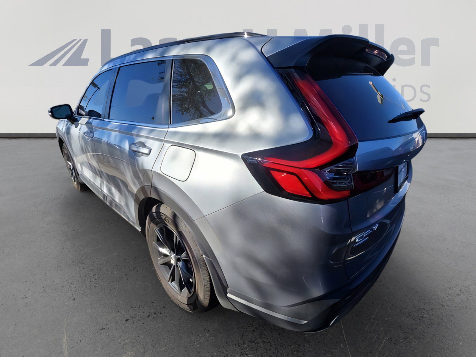 2025 Honda CR-V Hybrid Sport-L photo 3