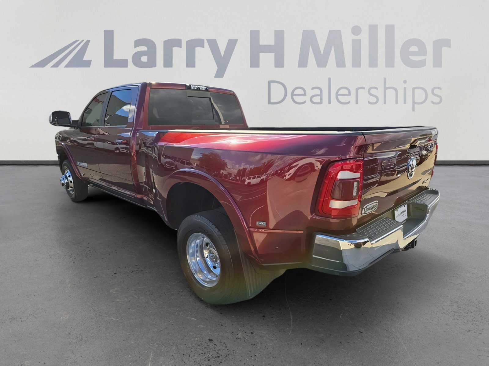 2021 Ram 3500 Longhorn photo 4