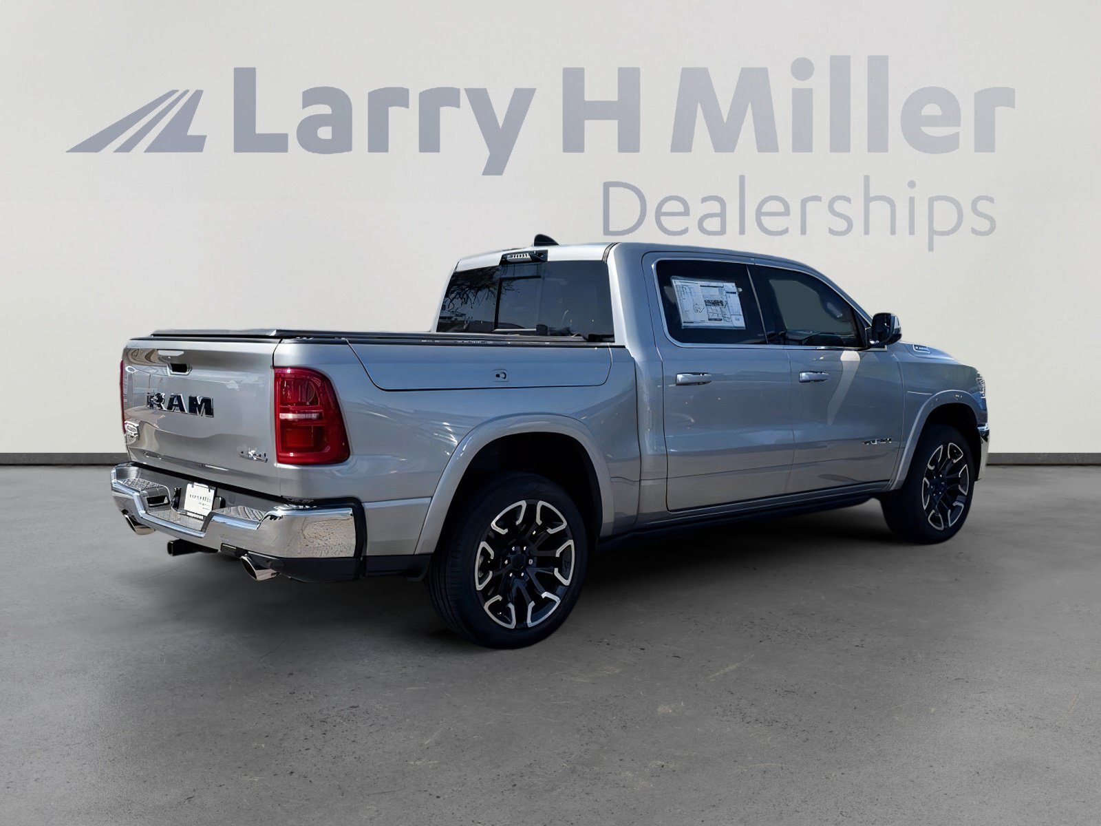 2026 RAM 1500 Limited Longhorn - Photo 8