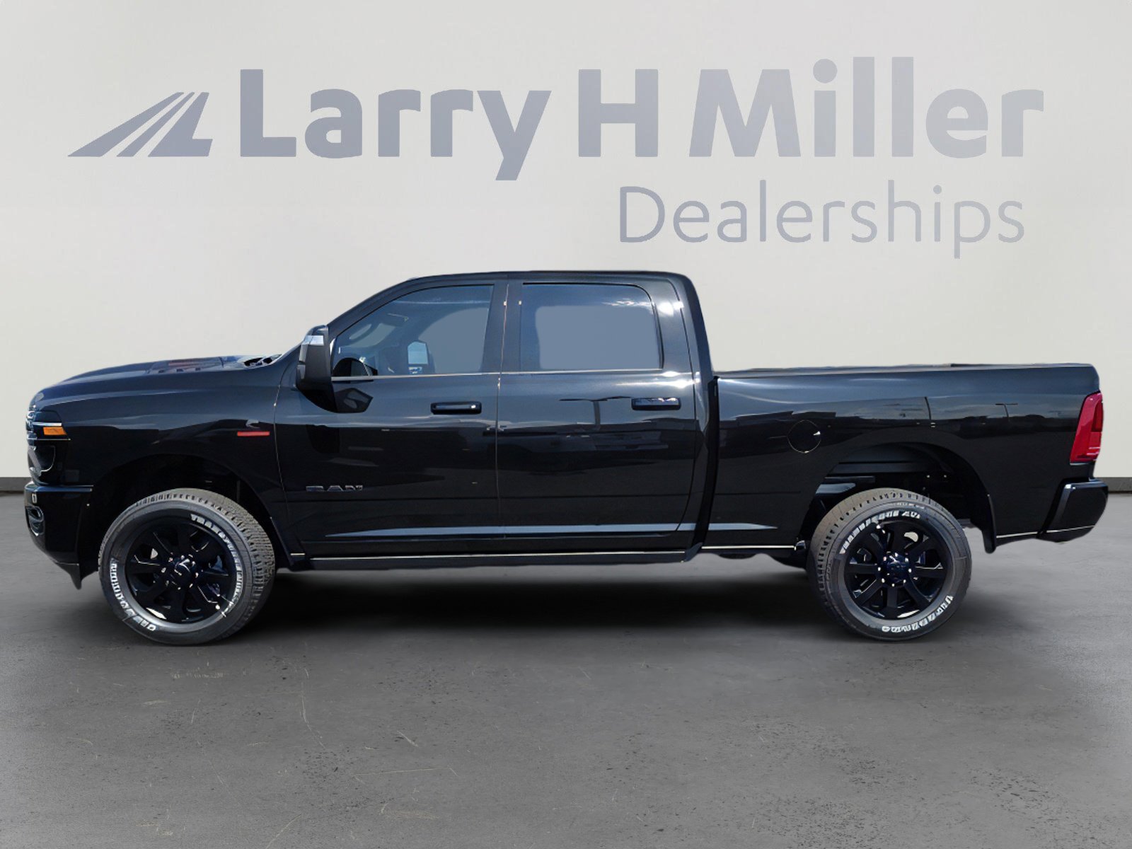 2026 Ram 2500 Laramie photo 3