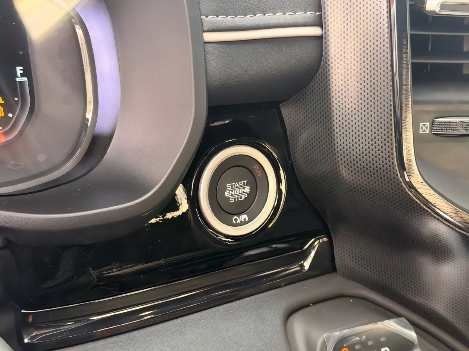 2026 RAM 1500 Limited - Photo 24