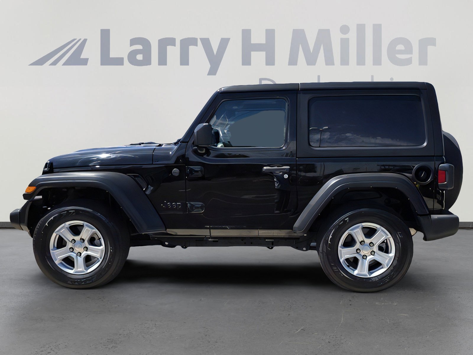 2022 Jeep Wrangler Sport S photo 3