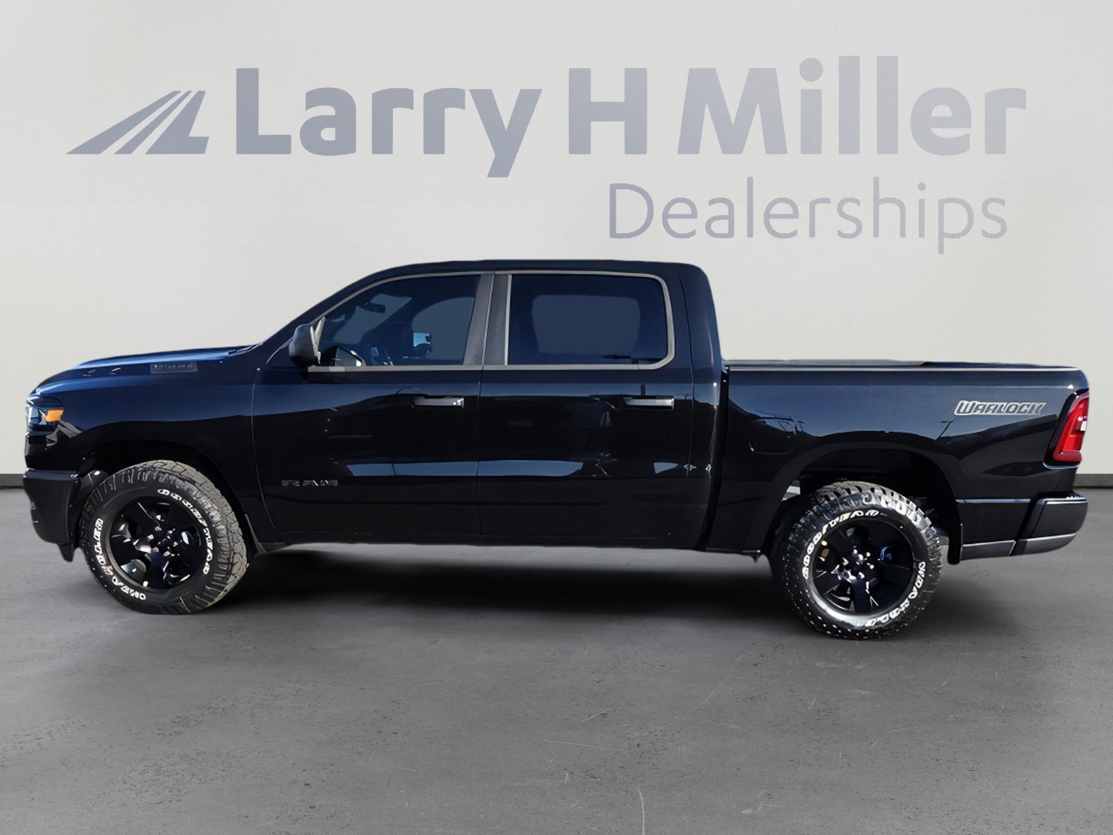 2026 Ram 1500 Warlock photo 3