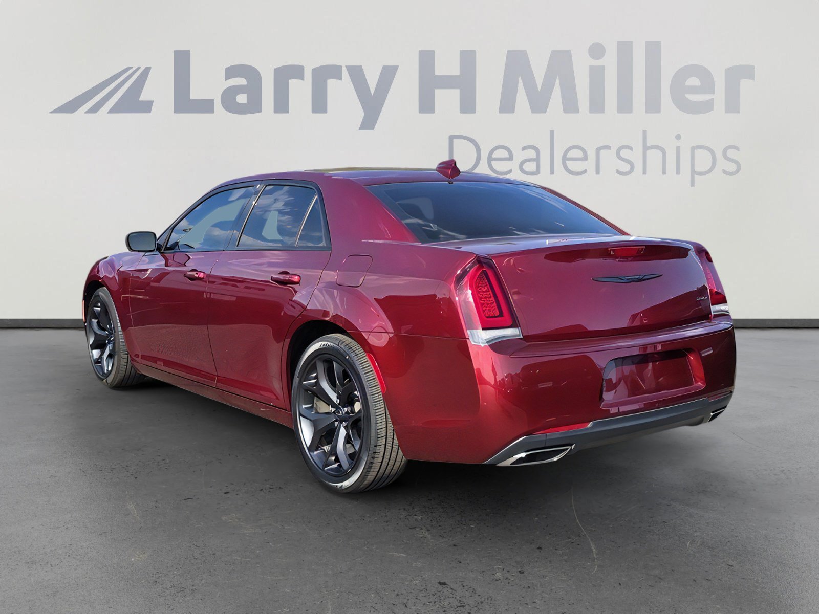 2021 Chrysler 300 Touring Limited photo 4