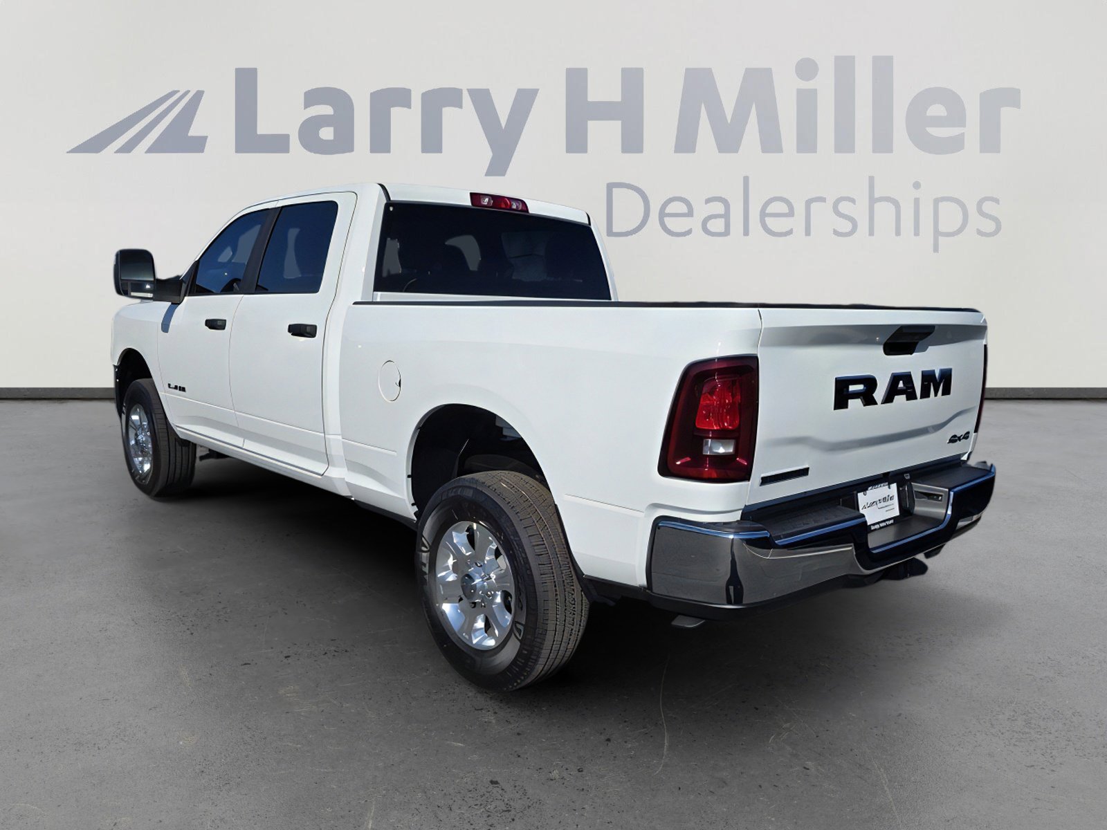 2026 Ram 2500 Big Horn photo 4