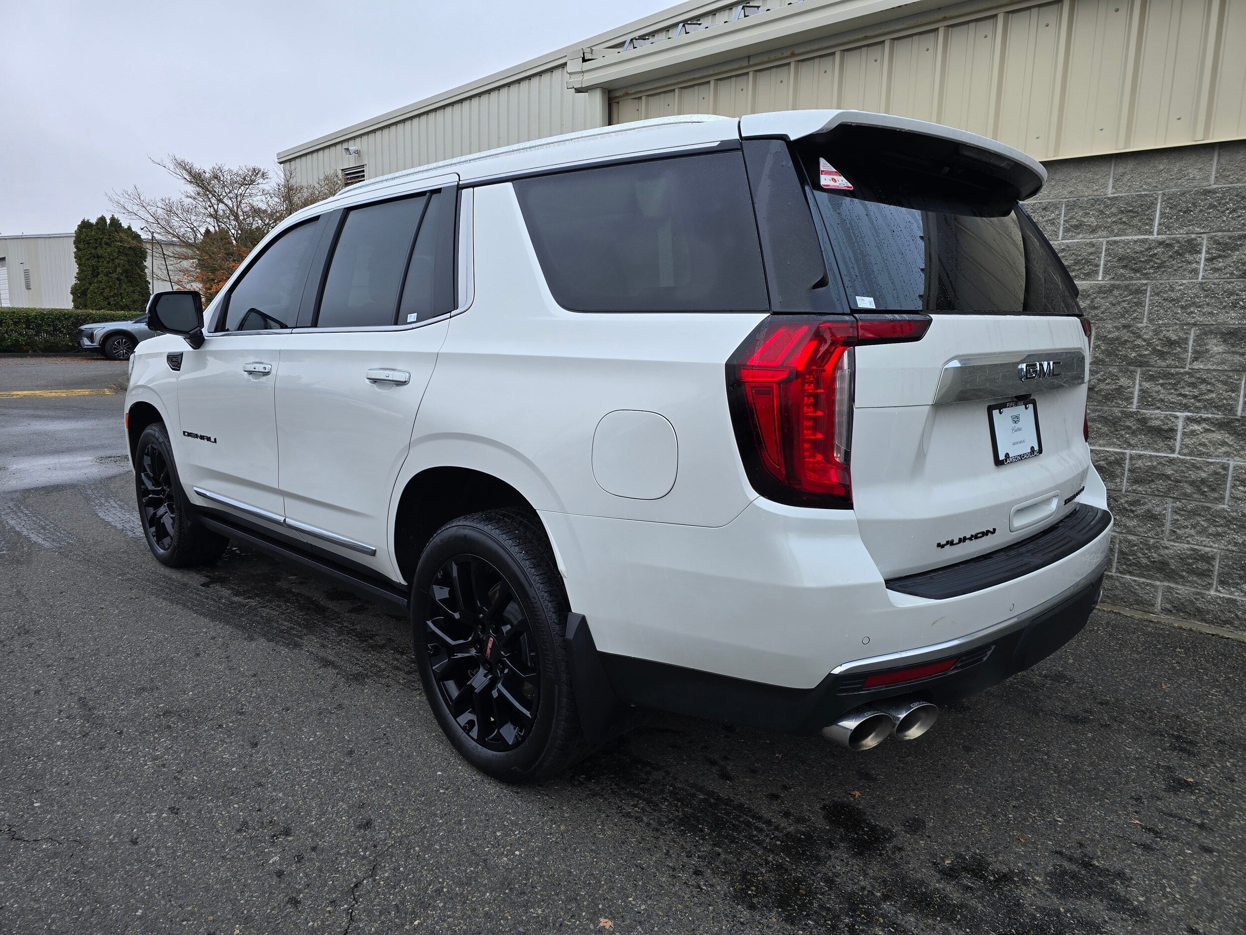 2023 Gmc Yukon Denali photo 3