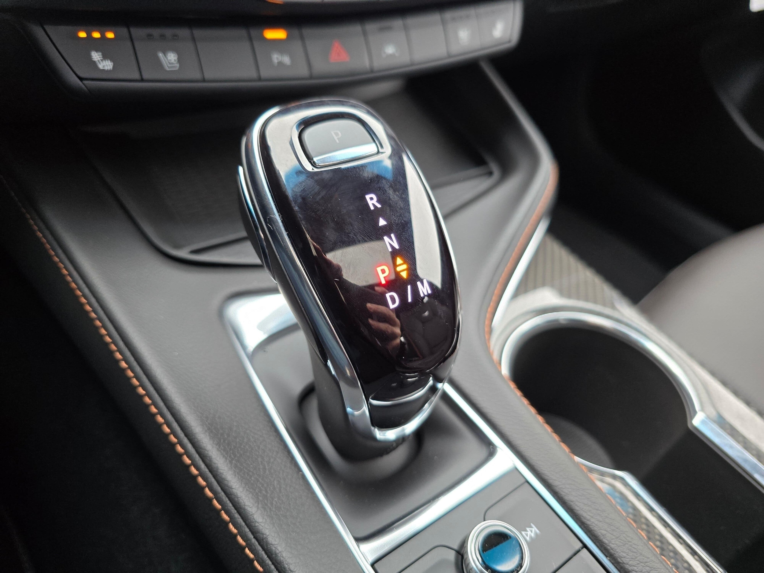 2026 Cadillac CT4 V-Series - Photo 40