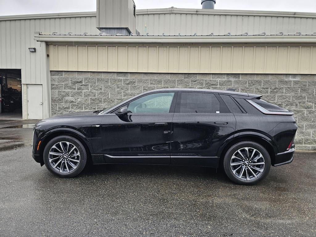 New 2026 CADILLAC LYRIQ Sport SUV
