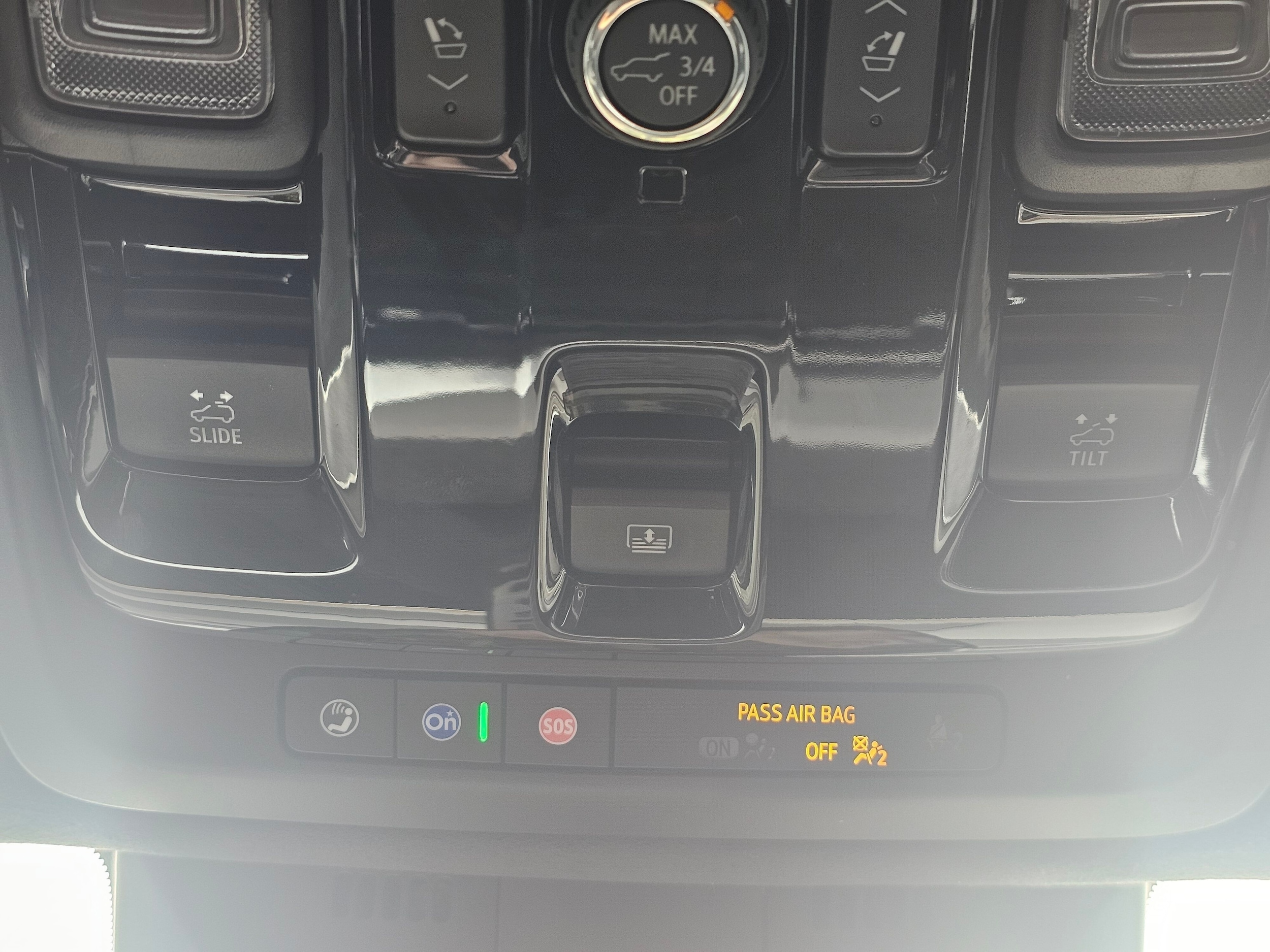 2025 Cadillac Escalade V-Series - Photo 46