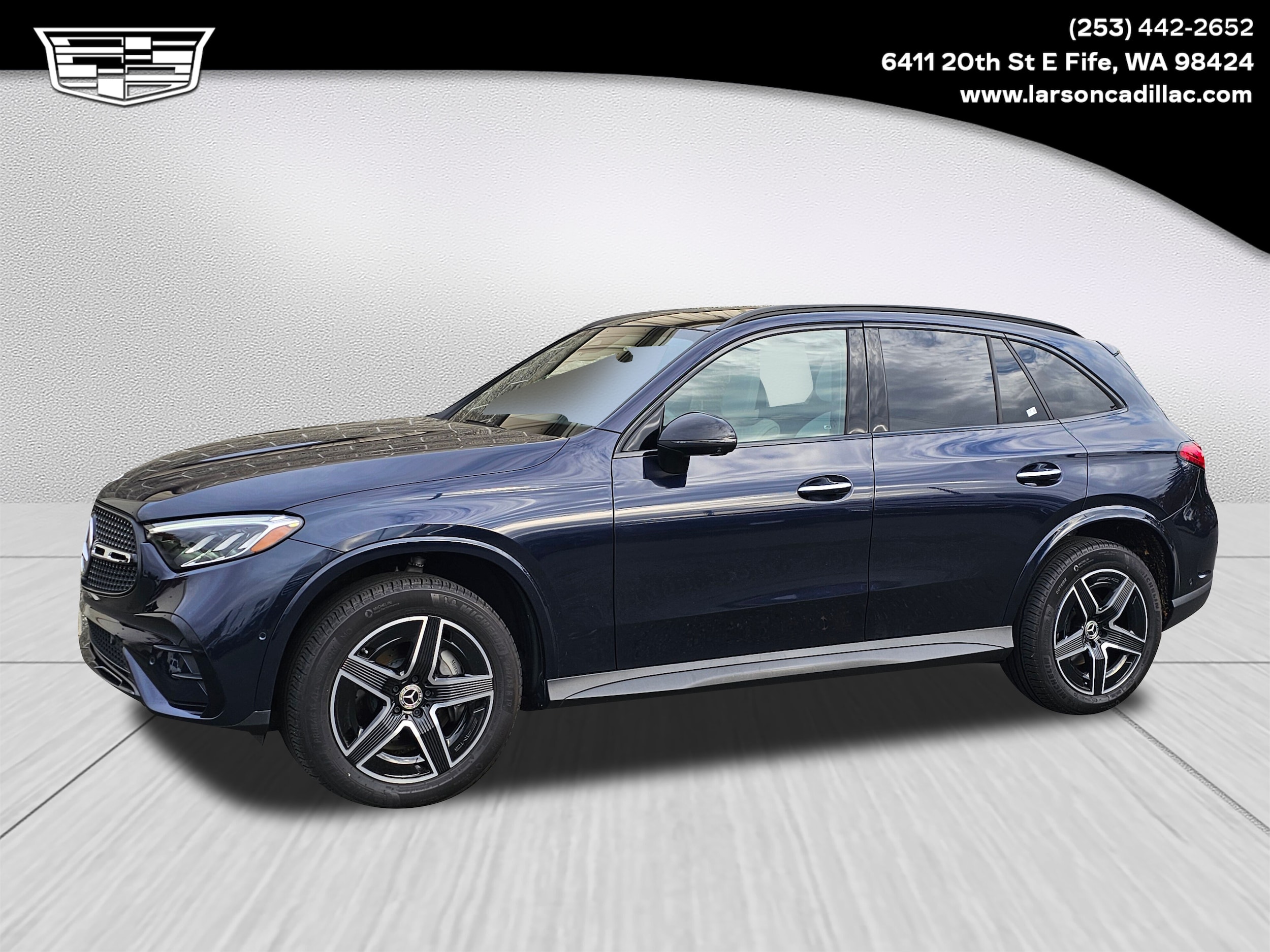 2023 Mercedes-Benz GLC GLC 300's photo