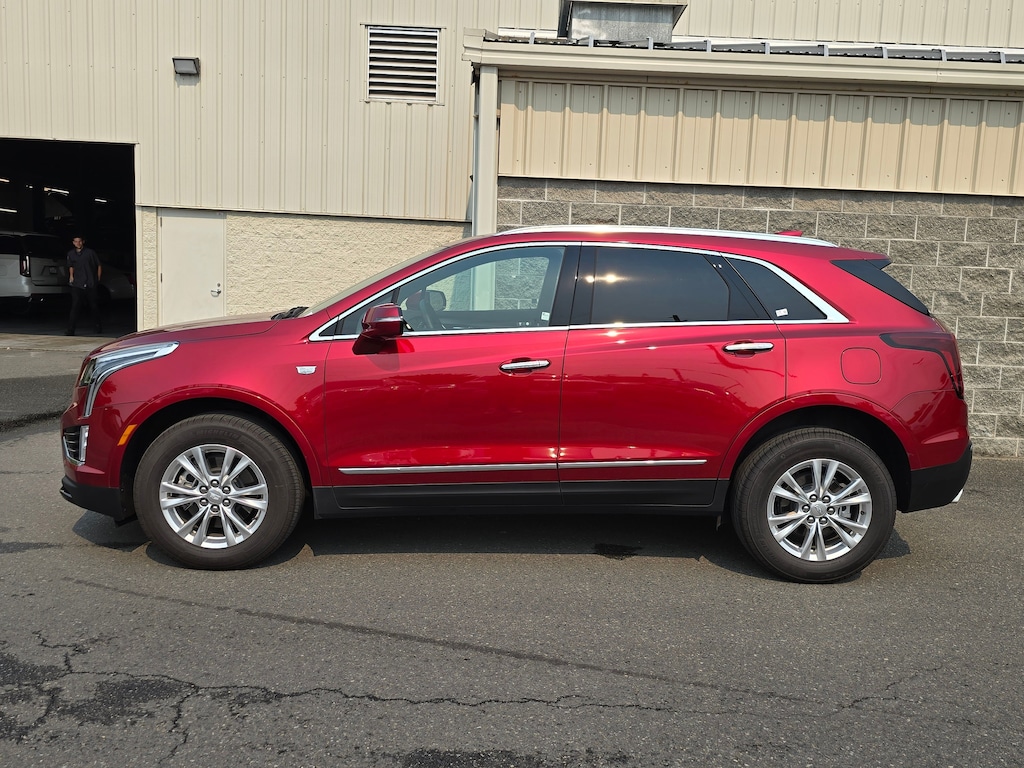 Used 2025 CADILLAC XT5 Luxury SUV