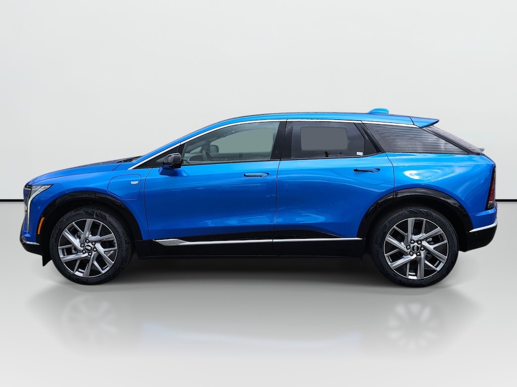 New 2026 CADILLAC OPTIQ Luxury SUV