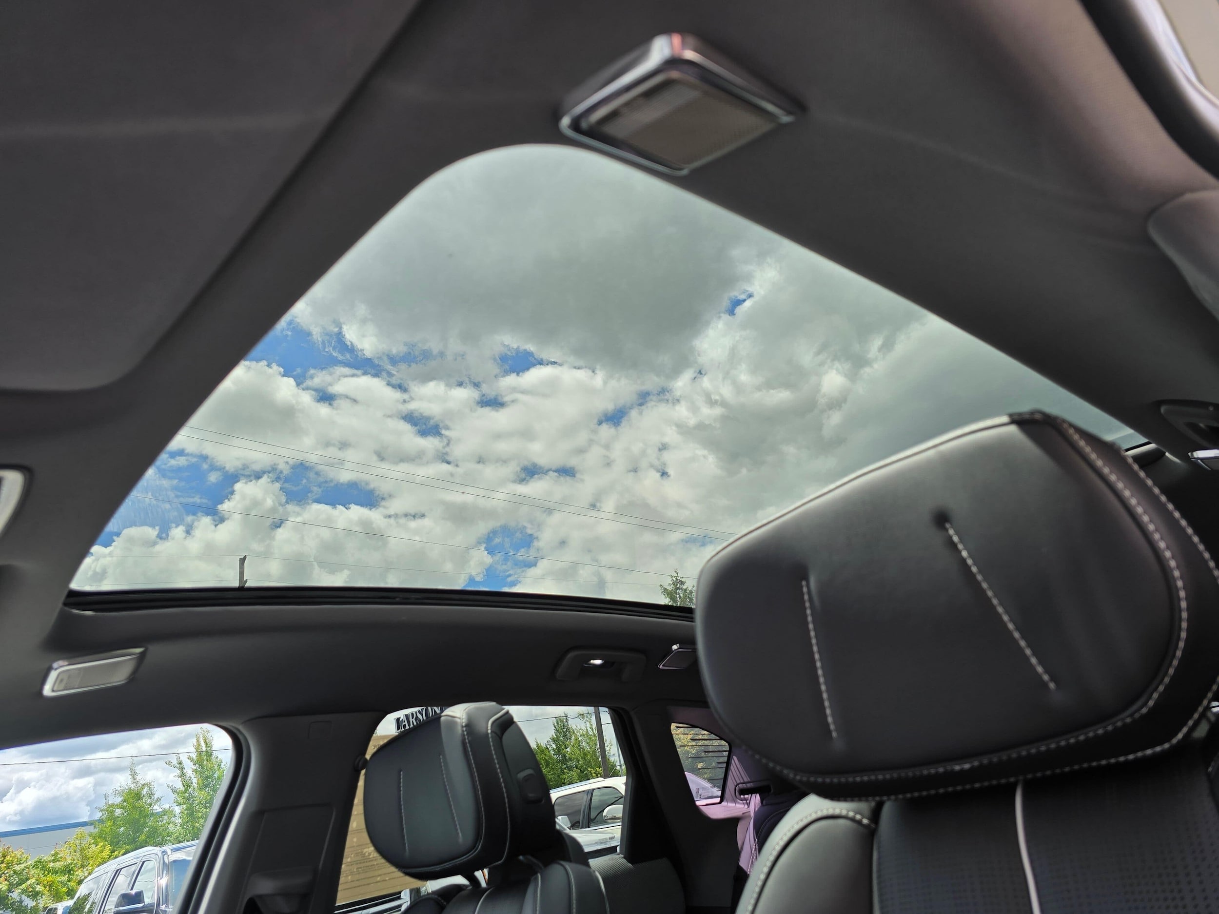 2026 Cadillac OPTIQ Premium Luxury - Photo 38