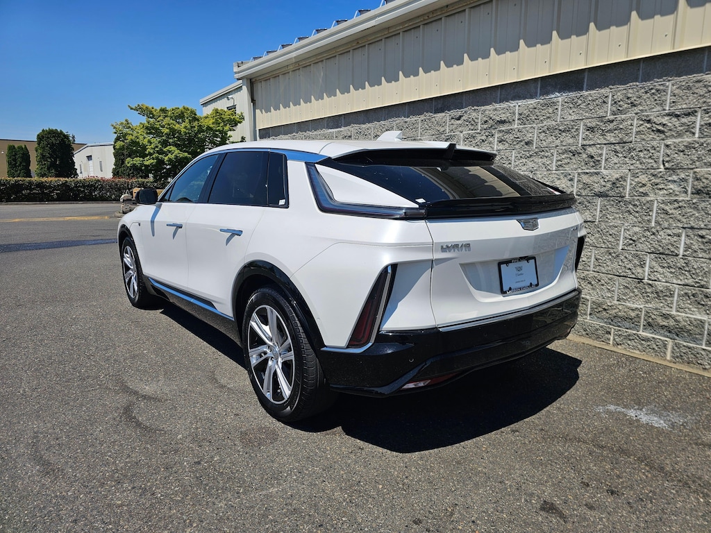 Used 2024 CADILLAC LYRIQ Tech SUV