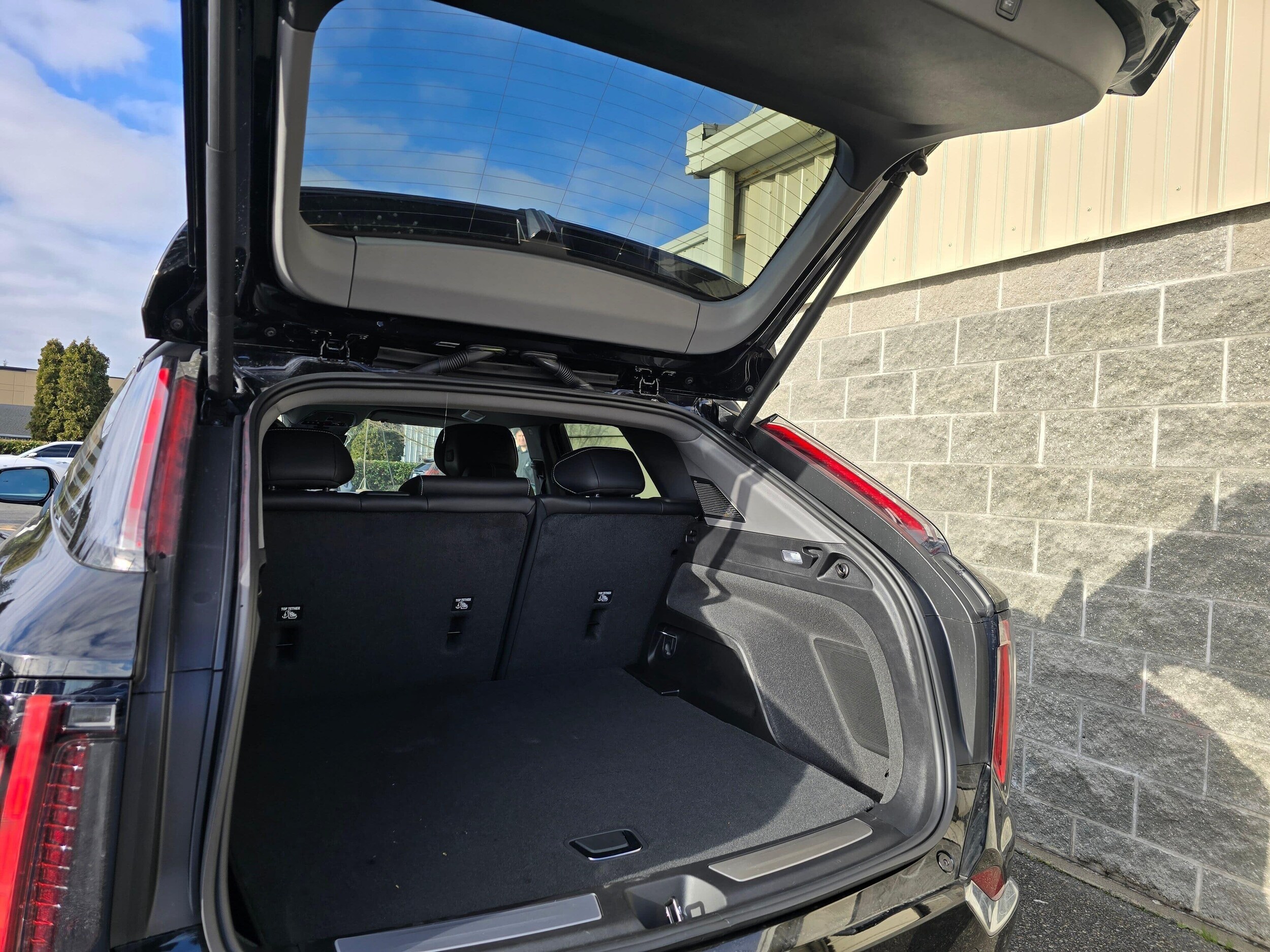 2026 Cadillac OPTIQ Luxury - Photo 7