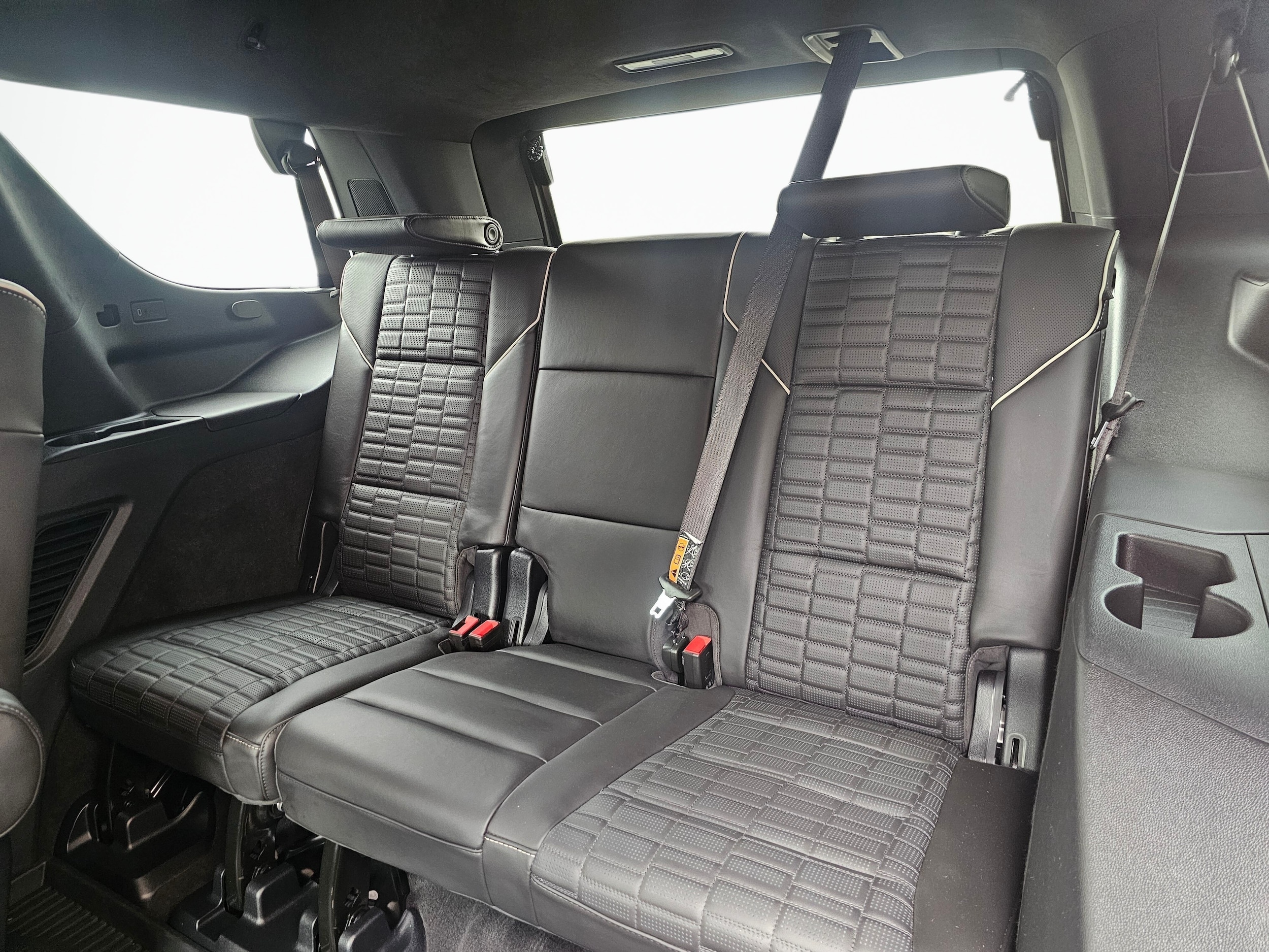 2025 Cadillac Escalade V-Series - Photo 21