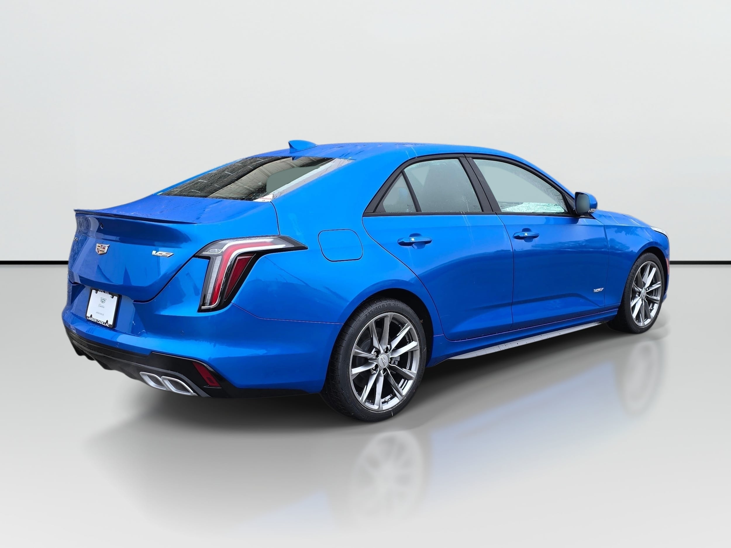2026 Cadillac CT4 V-Series - Photo 7