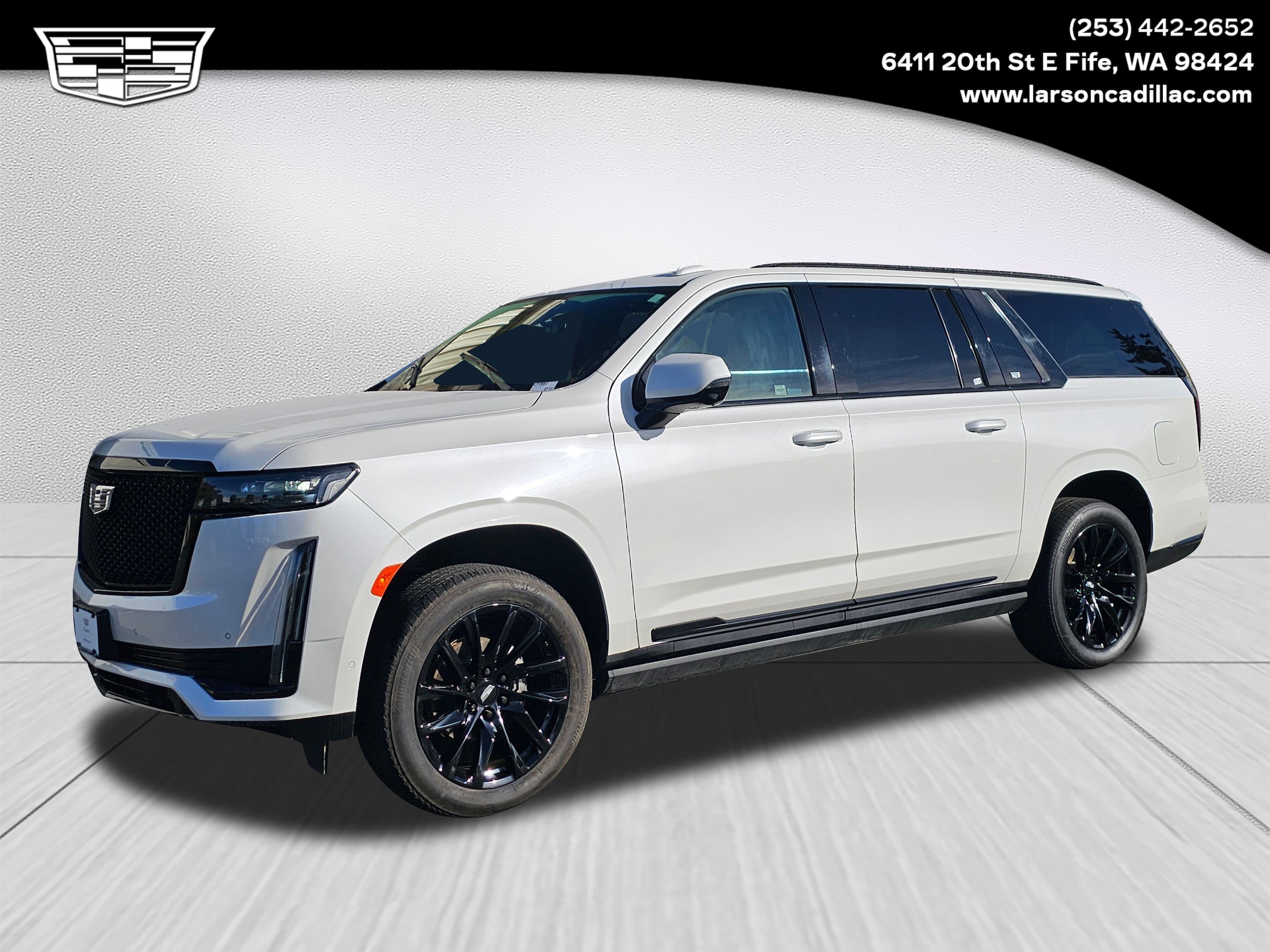 2023 Cadillac Escalade ESV Sport Platinum's photo