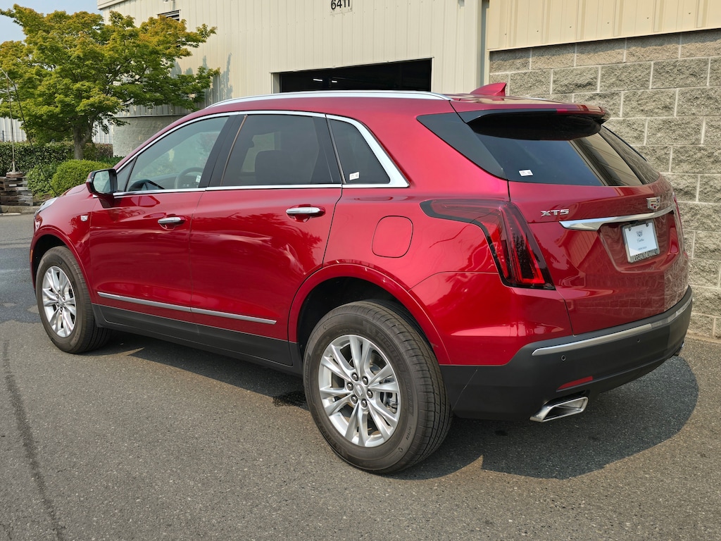 Used 2025 CADILLAC XT5 Luxury SUV