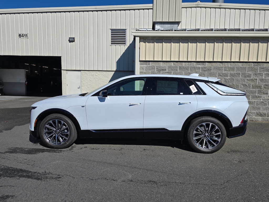 New 2026 CADILLAC LYRIQ Sport SUV