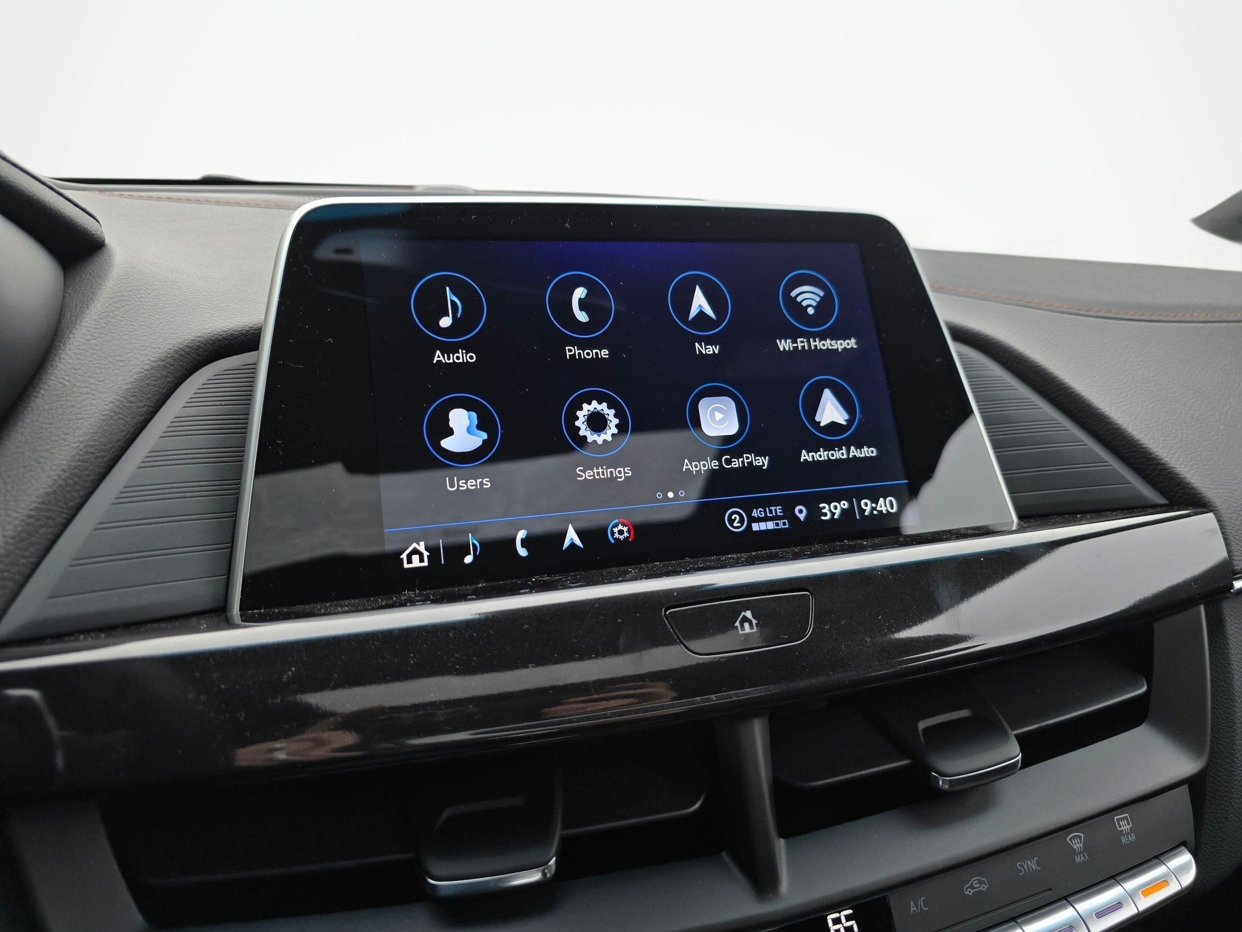 2026 Cadillac CT4 V-Series - Photo 33