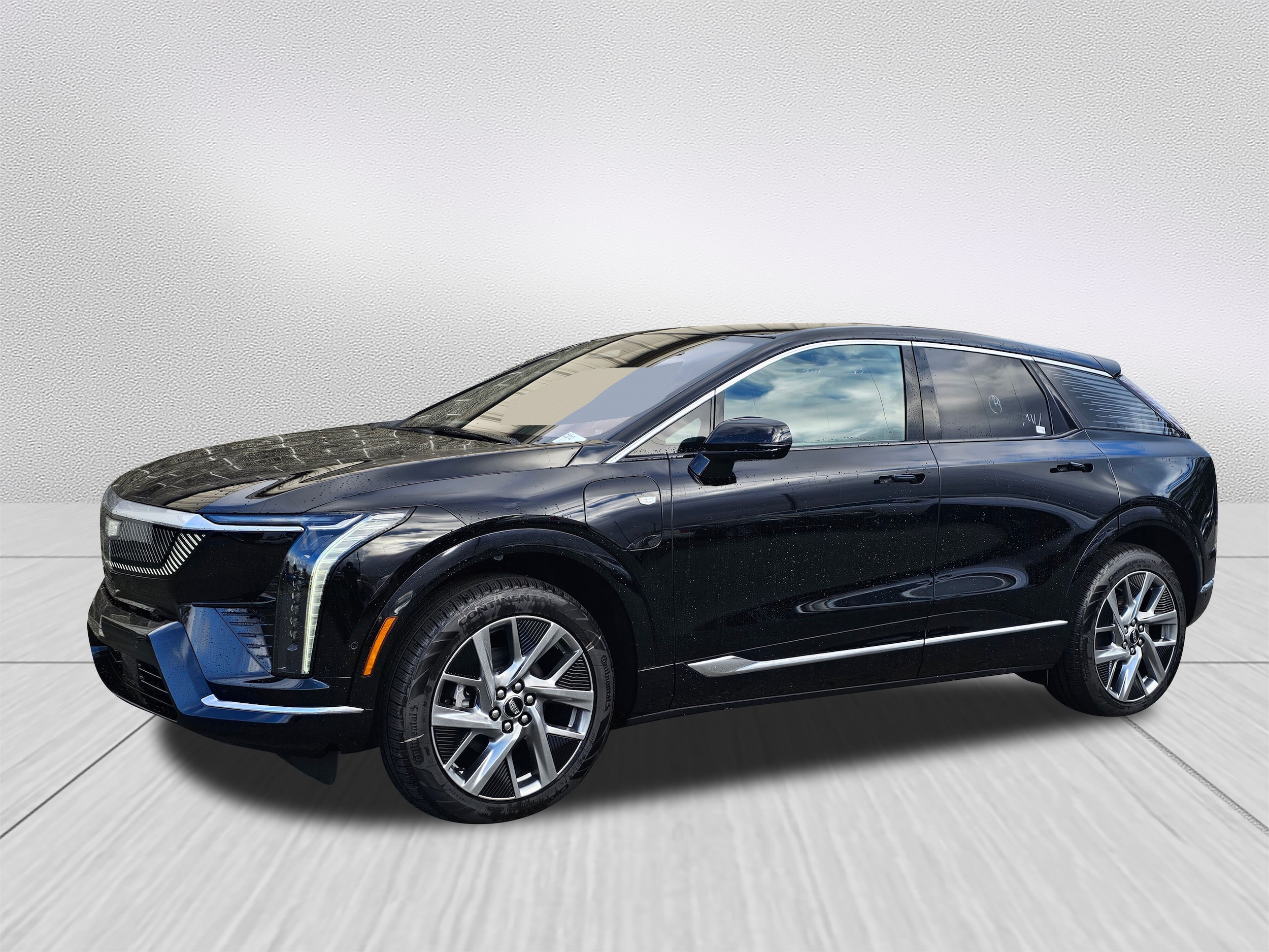 2026 Cadillac OPTIQ Luxury's photo