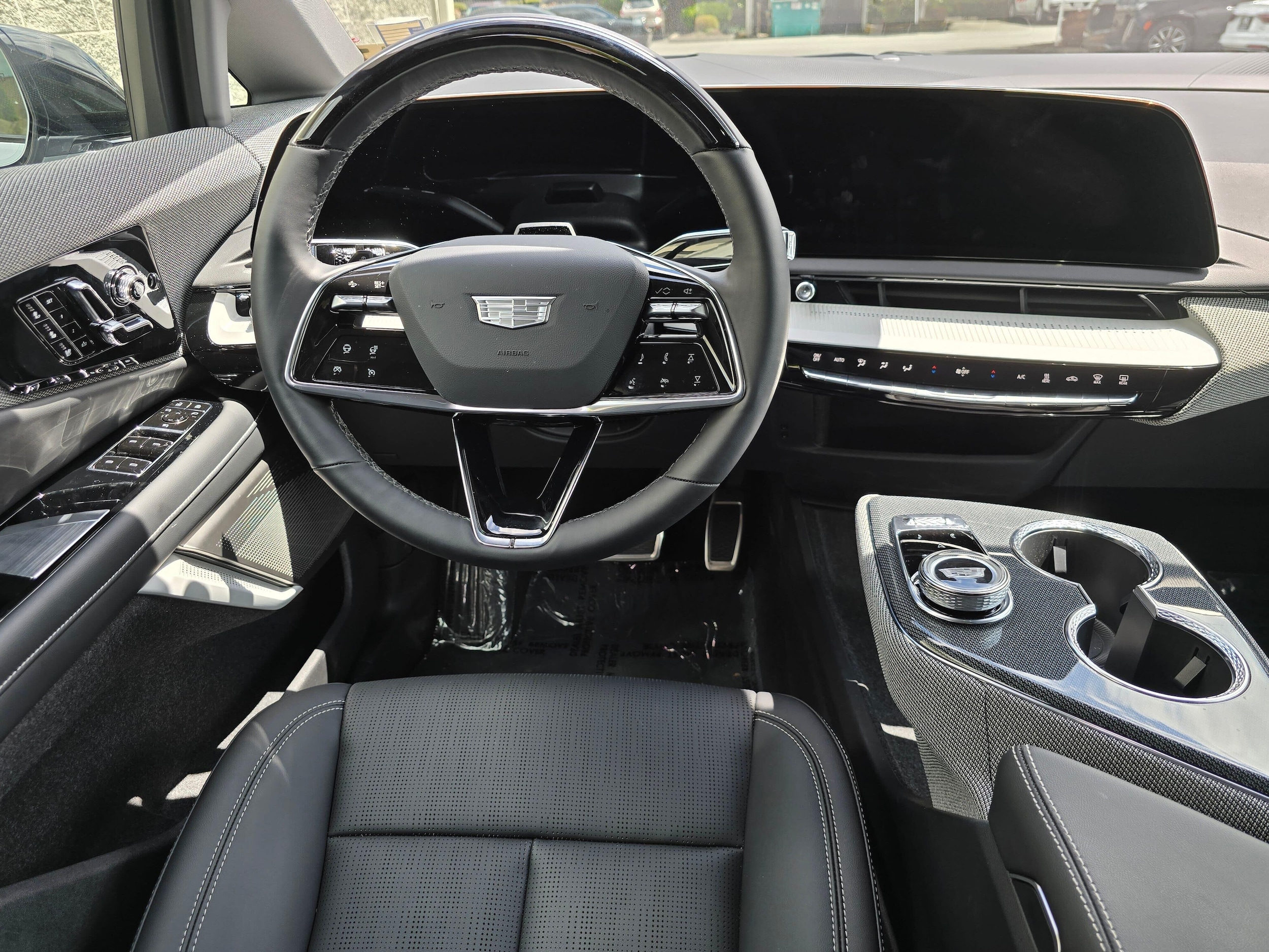 2026 Cadillac OPTIQ Premium Luxury - Photo 30