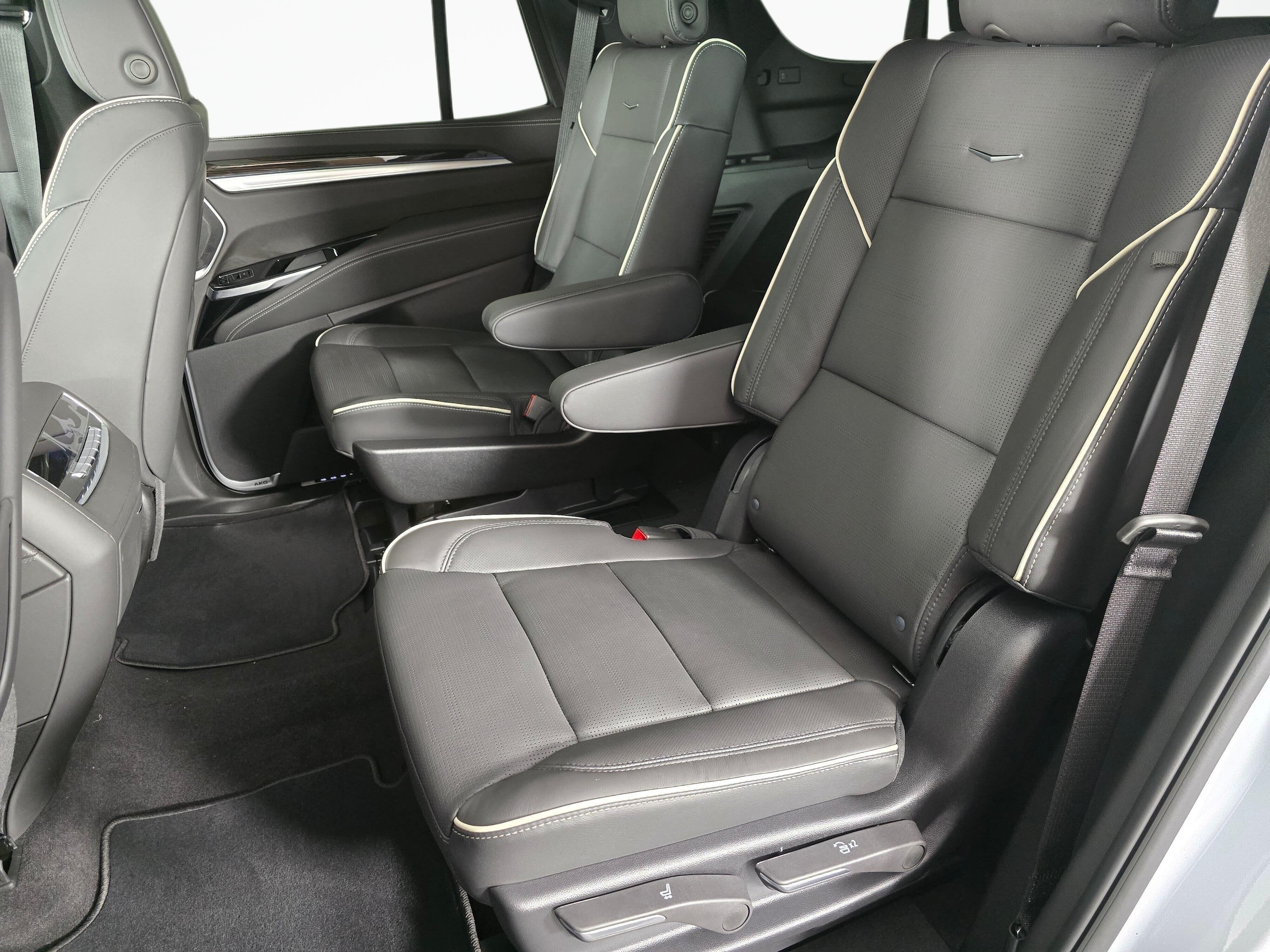 2026 Cadillac Escalade Luxury - Photo 23